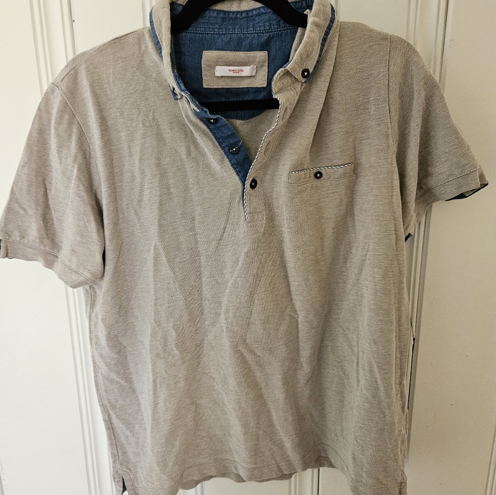 Used Medium Men's Gray Romeo Gigli Polo T-Shirt
